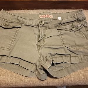 Olive button flap shorts
